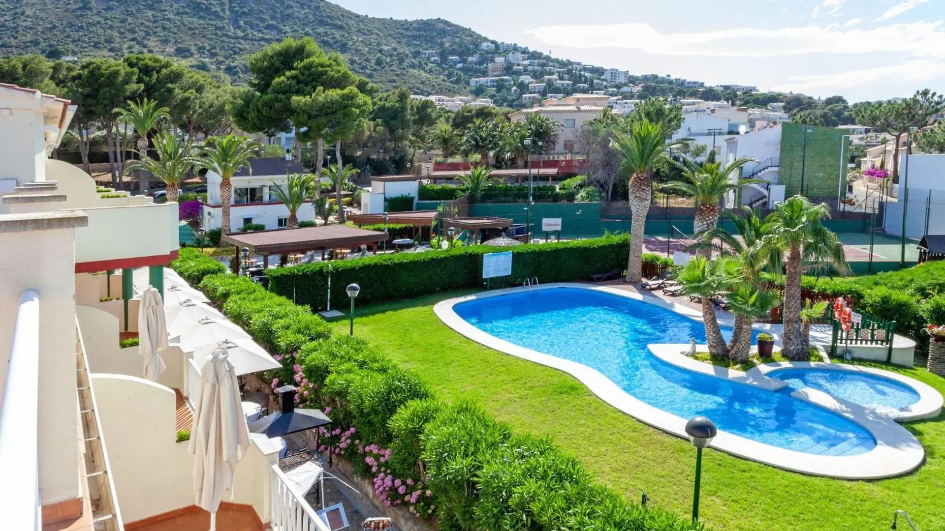 Apartment Palmiers I-9 By Interhome Llanca Spain